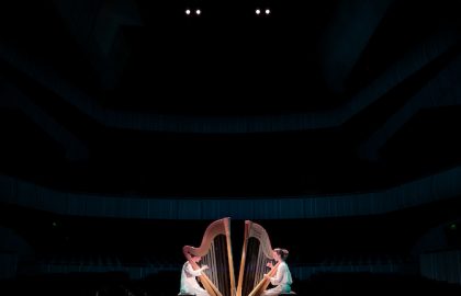 Emma and Mathilde Wauters performing Stockhausen's "Freude"